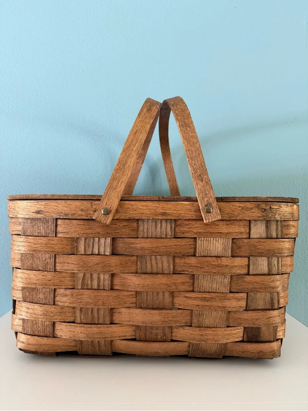 Vintage Large Woven Splint Wood Picnic Basket Double Swing Handle